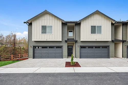 Spruce Prairie Homes Photo 1