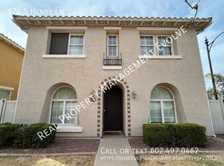 825 S Henry Ln, Gilbert, AZ 85296