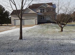 27605 Henry Rd, South Lyon, MI 48178