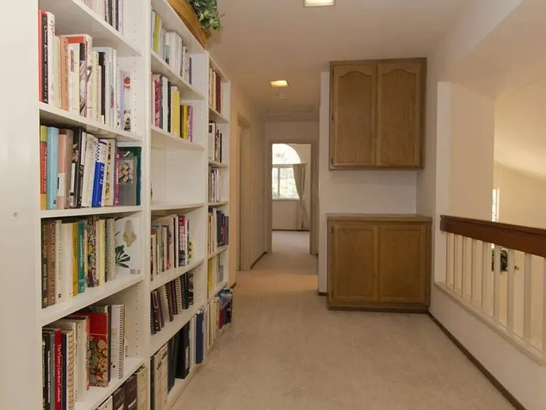 17032 Tassajara Cir — Photo 4