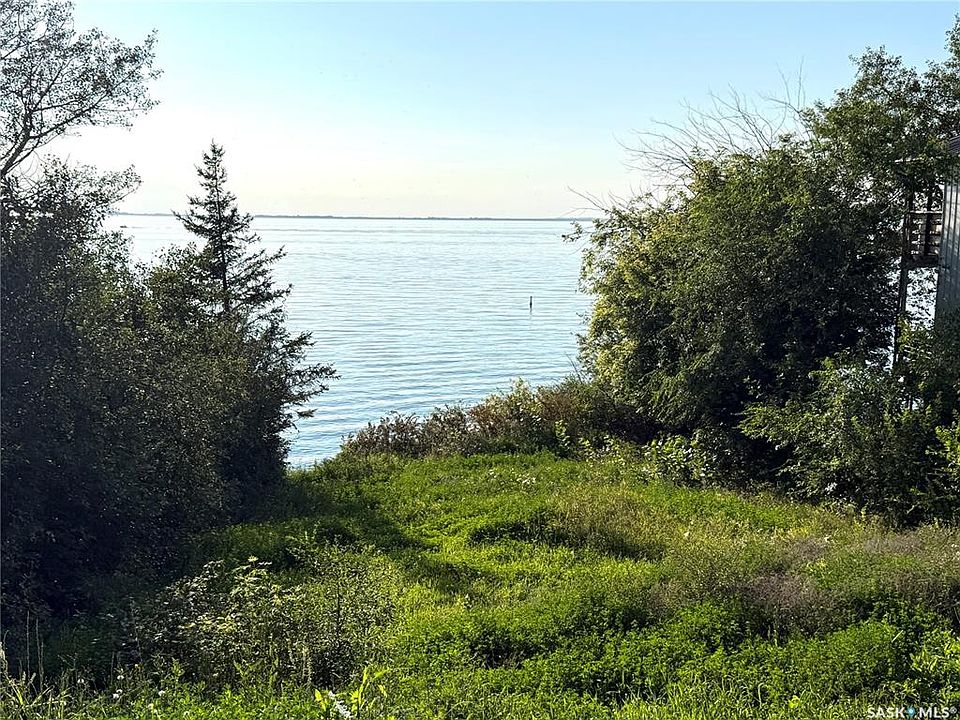 2nd image of 38 Jackfish Lake CRESCENT