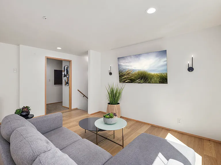 9301 Linden Ave N #C — Photo 11