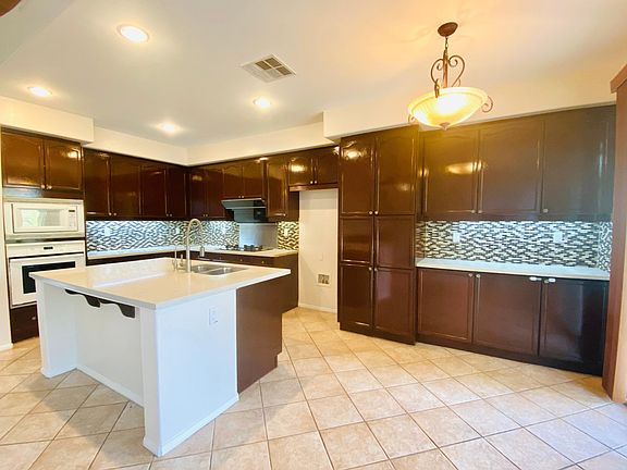 Open style kitchen