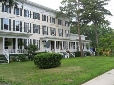 10 Church St APT 7, Matawan, NJ, 07747