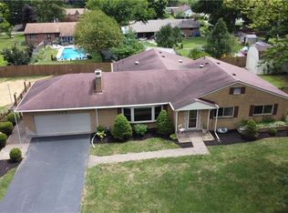 7820 Volk Dr, Dayton, OH 45415