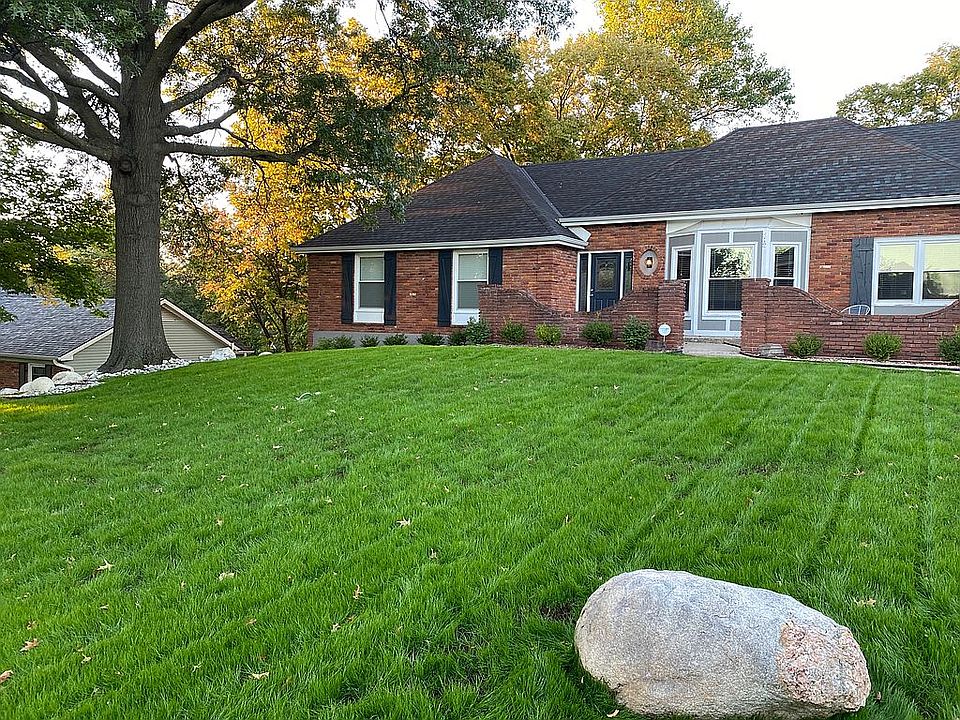 2nd image of 518 NW 43rd Ter