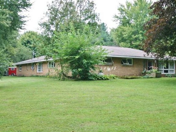 Approx. 100 feet off road.