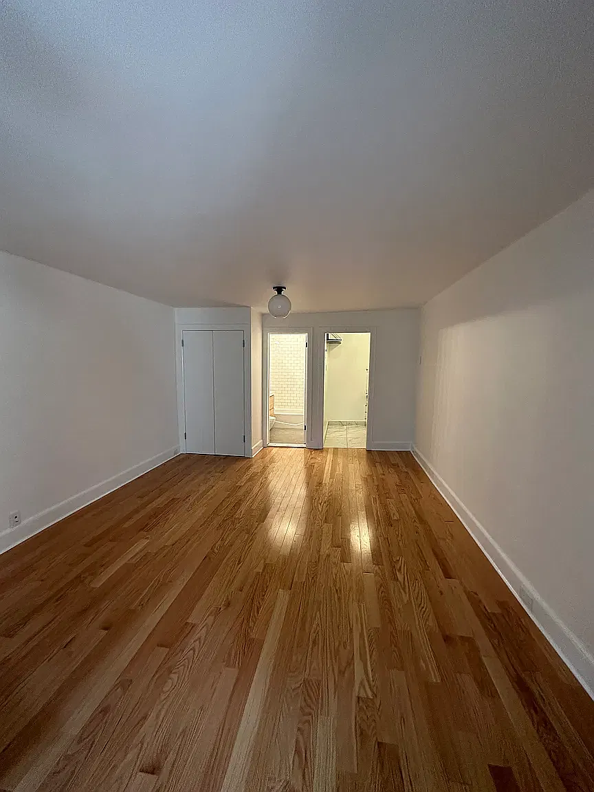 512 8th Street — Photo 3
