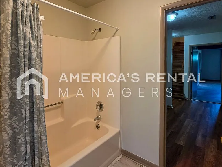 3100 Apple Valley Ln — Photo 33