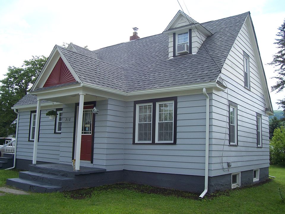 1st image of 318 E Dyke St