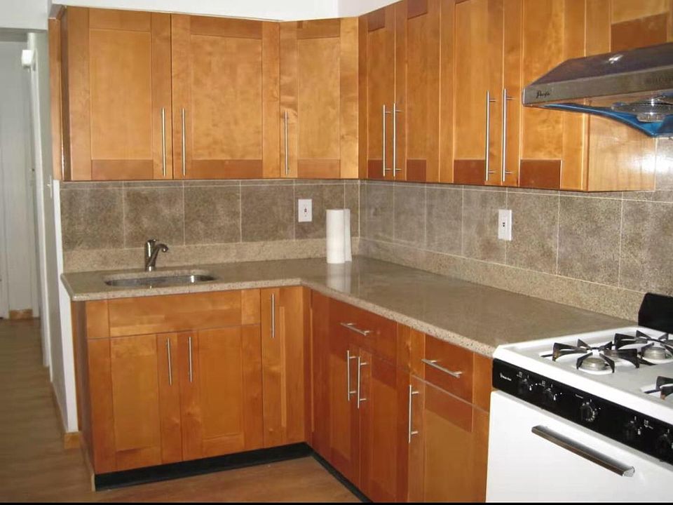 1st image of 158 Bay 26th St APT 2F