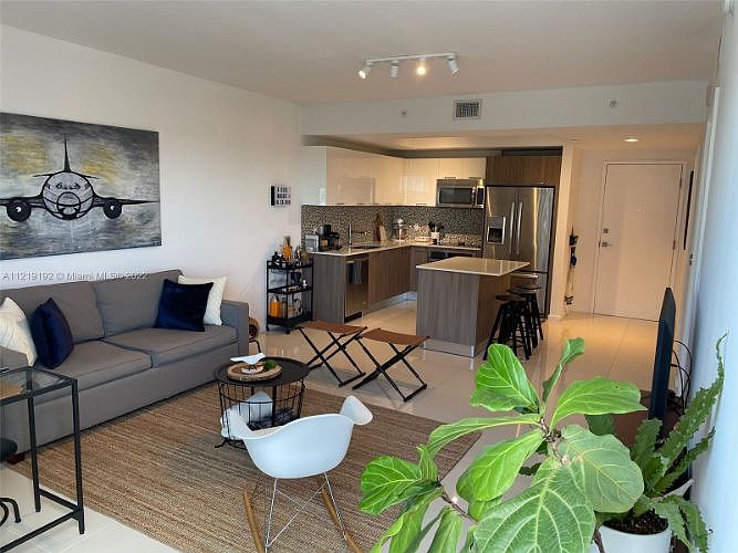 1st image of 5300 NW 85th Ave APT 1007