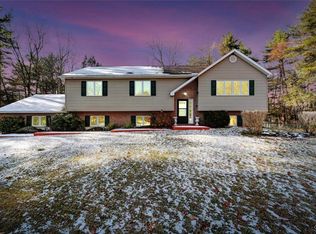 717 Jonas Rd, Effort, PA 18330