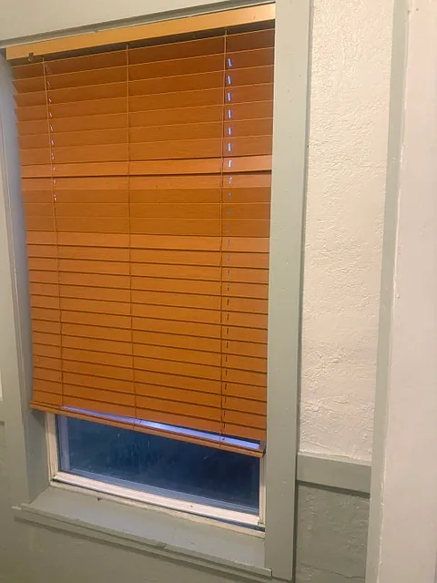 2 bed, 900 sqft, $1,050 — Photo 3