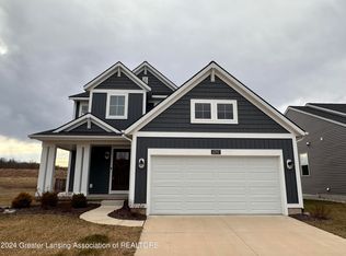 11707 Hickory Dr, Grand Ledge, MI 48837