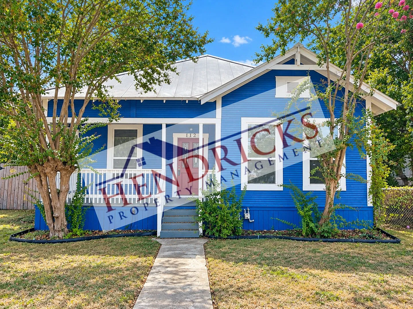 Move-In Special. off the first full month's rent with an 18-month lease. — Photo 2