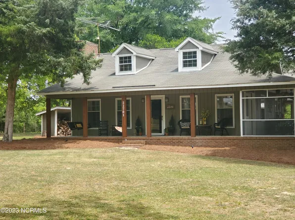21701 Bunch Road, Laurel Hill, NC 28351