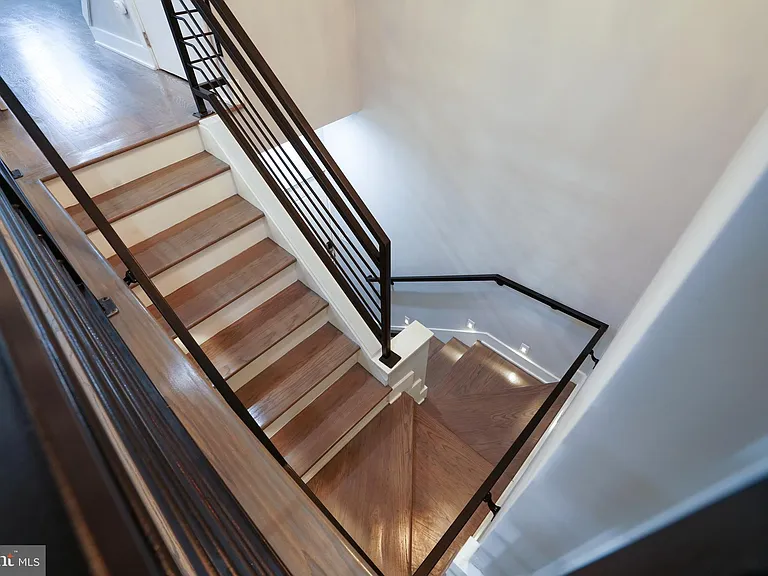 1632 K St NE #PENTHOUSE — Photo 24