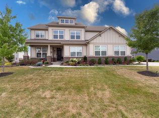 16846 Onward Dr, Westfield, IN 46074