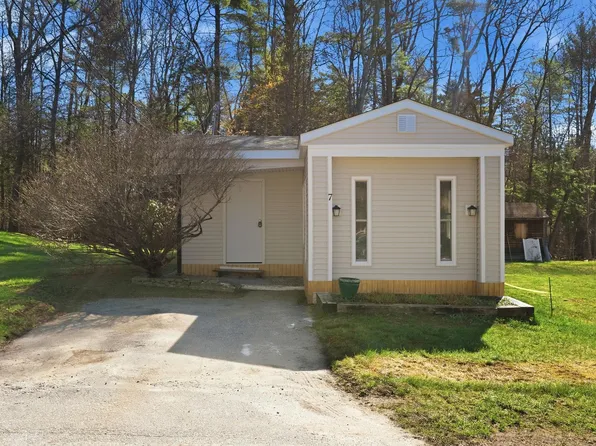 174 South Stark Hwy Road #7, Weare, NH 03281
