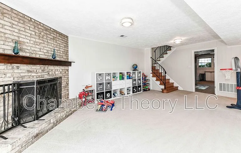 1427 Claves Ct — Photo 18