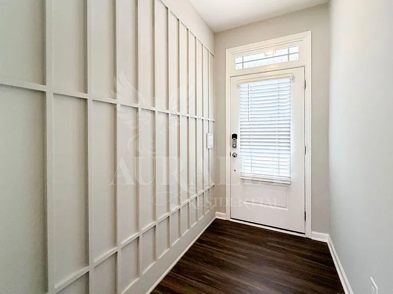 111 Lennei Ln — Photo 3