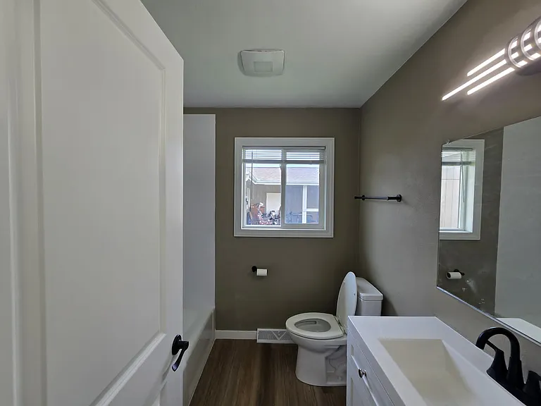 1120 Maple St #1120 — Photo 9