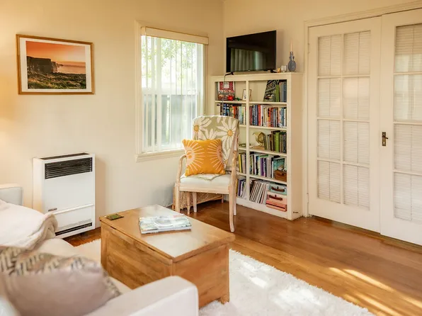 1320 1/2 E Colton Ave, Redlands, CA 92374