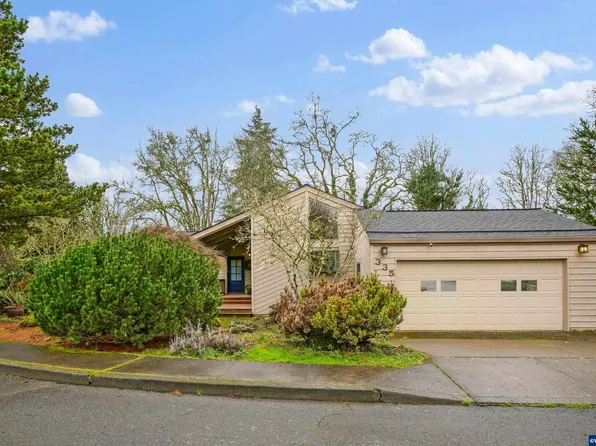 335 Indian Hills Ct SE, Salem, OR 97302