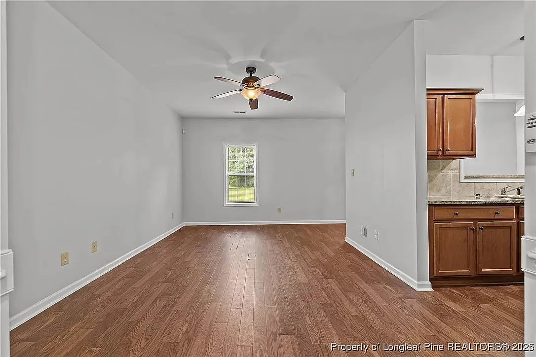 123 Burgess Lane - 125 — Photo 4