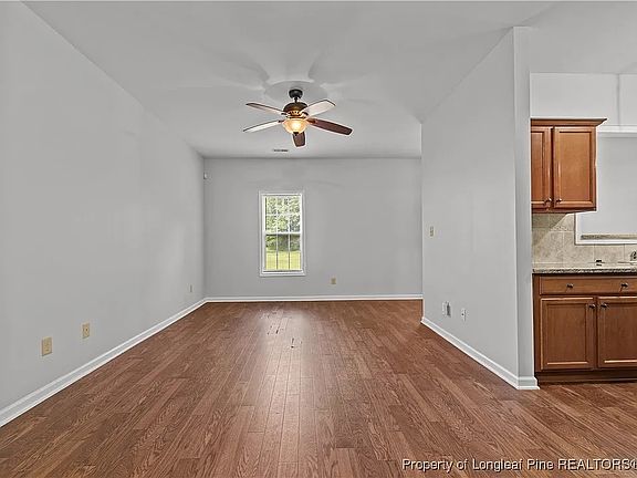 4th image of 125 Burgess Ln