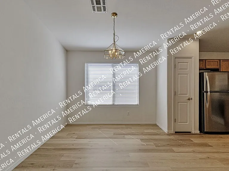 8421 S Burien Rd — Photo 9