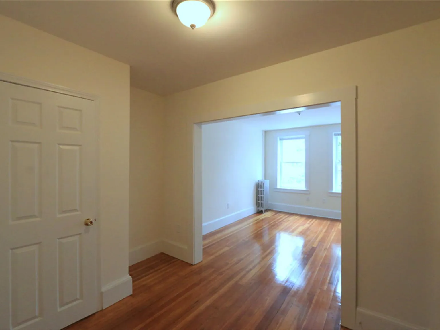 2 bed, 800 sqft, $2,800 — Photo 4