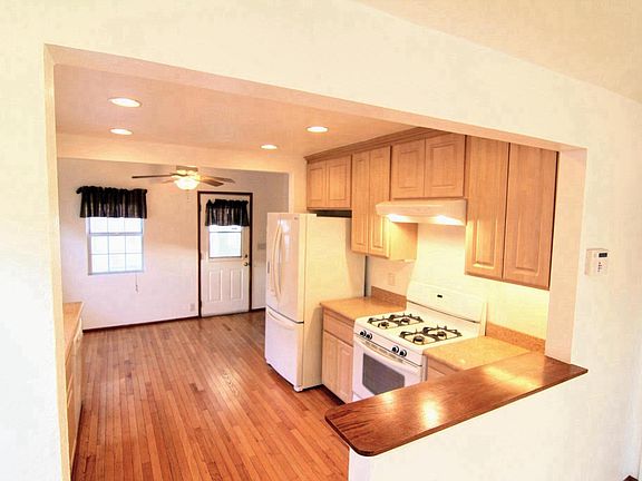 Open kitchen with breakfast nook