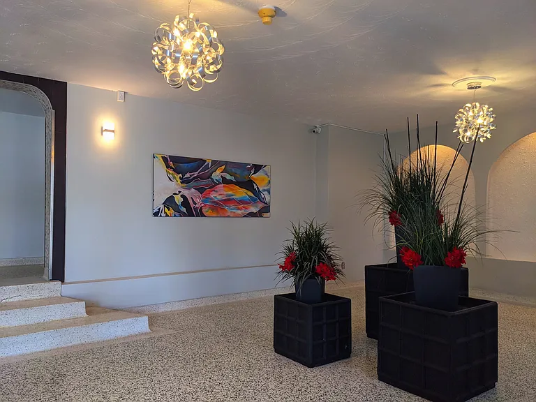 60 Laverock Ave #504 — Photo 4