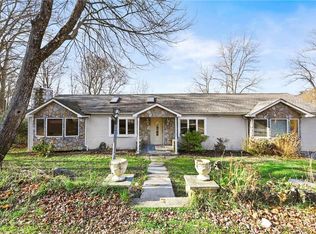 111 Montrose Dr, Carmel, NY 10512