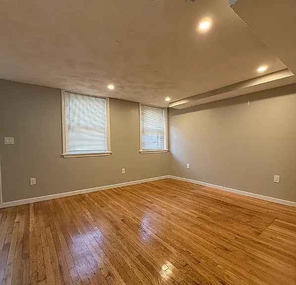 7 Medford St #1R — Photo 5