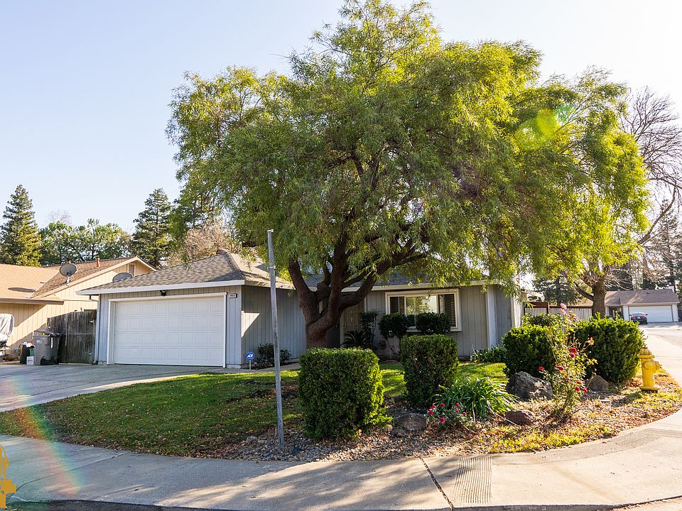 1st image of 1452 Clearwater Way