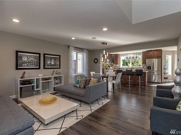 4th image of 20223 84th Avenue Ct E
