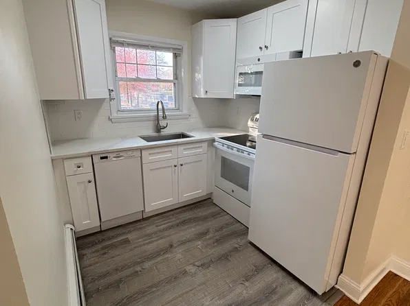 470 Glenbrook Rd #3B, Stamford, CT 06906