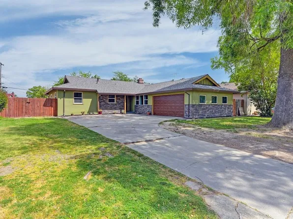 7485 Carella Dr, Sacramento, CA 95822