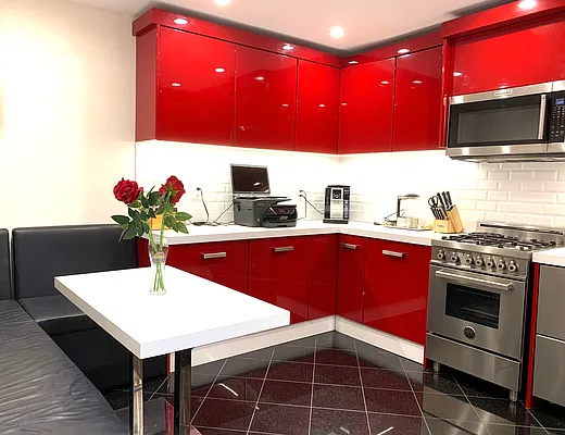 Sold by Korr Realty | media 6