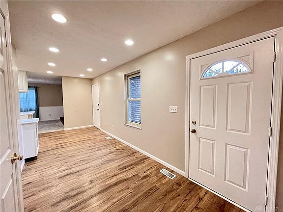 4th image of 612 Yeoman Ct