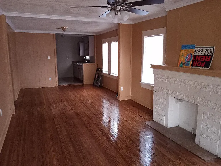 1432 N Boston Pl — Photo 2