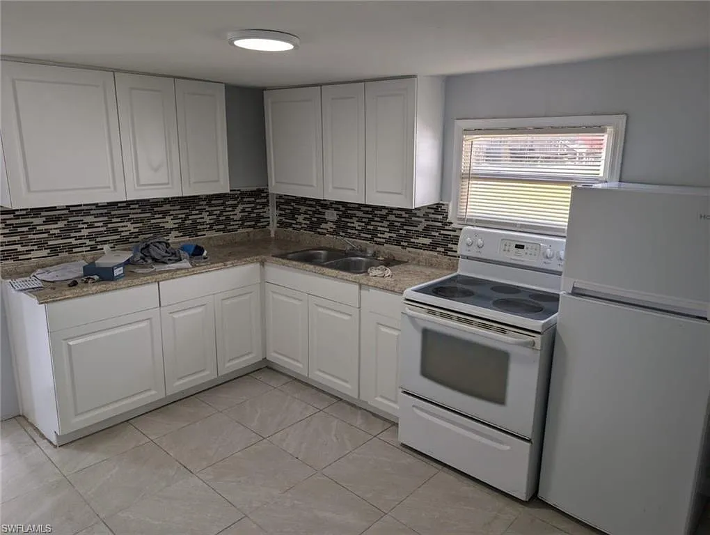 2 bed, 1.0 bath, 990 sqft, $1,550 — Photo 3