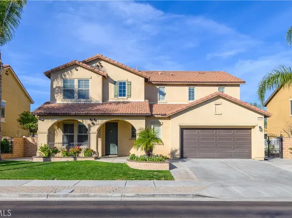 6013 Flagstaff Dr, Eastvale, CA 92880