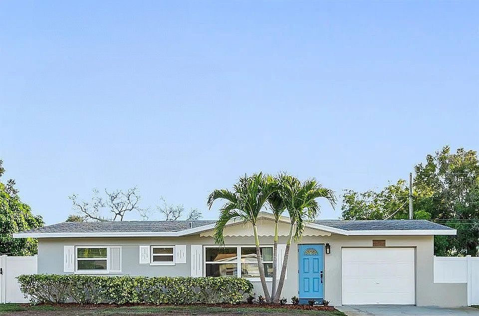 1st image of 4056 Bluefish Dr SE