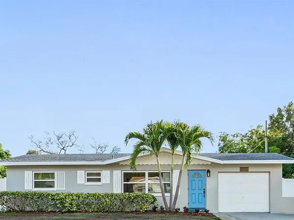 4056 Bluefish Dr SE, Saint Petersburg, FL 33705