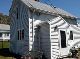 37 Blackburn St, Fairhaven, MA 02719