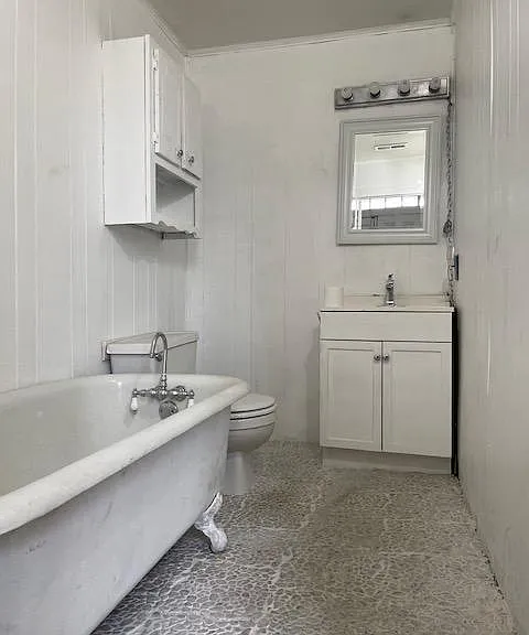 108 W 17th St — Photo 6